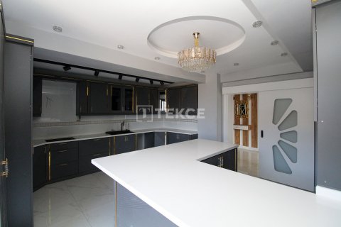 4+1 Lägenhet  i Ciftlikkoy, Yalova, Turkiet Nr. 151024 - 10