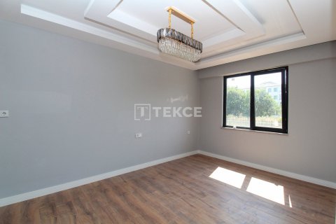 4+1 Lägenhet  i Ciftlikkoy, Yalova, Turkiet Nr. 151024 - 11