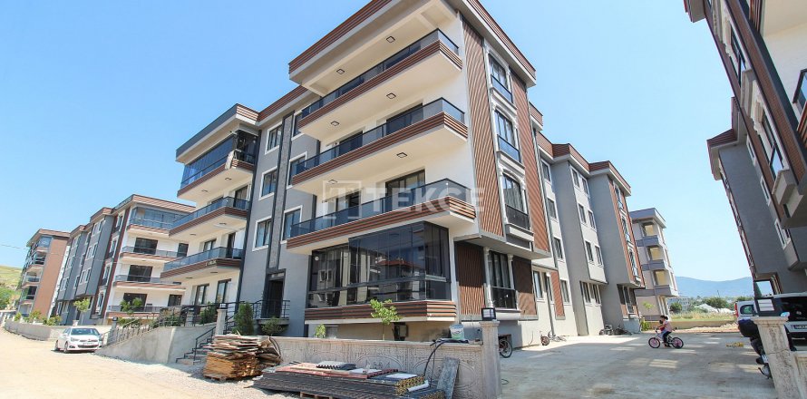4+1 Lägenhet  i Ciftlikkoy, Yalova, Turkiet Nr. 151024