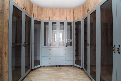 4+1 Lägenhet  i Ciftlikkoy, Yalova, Turkiet Nr. 151024 - 14