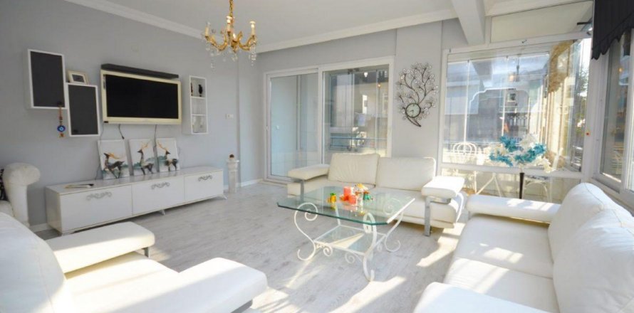 Квартира  3-х ком. в Аланье, Анталья, Турция №207747