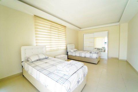 آپارتمان در  Kestel ، ترکیه 165 متر مربع.  شماره 209469 - 11