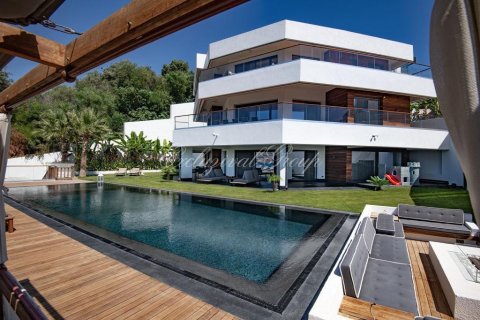 5+1 Villa  in Bodrum, Mugla, Türkei Nr. 210515 - 3