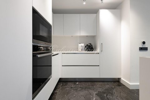 5+1 Villa  in Bodrum, Mugla, Türkei Nr. 210515 - 23