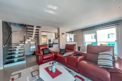 Продажа пентхауса  в Аланье, Анталье, Турция 4 комн., 120м2, №208054 – фото 1