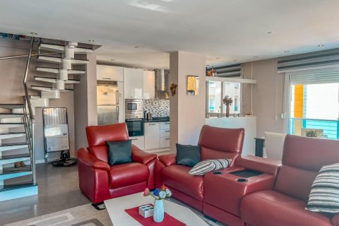 Продажа пентхауса  в Аланье, Анталье, Турция 4 комн., 120м2, №208054 – фото 2