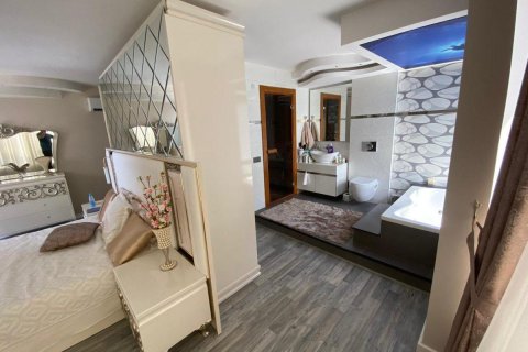 Продажа квартиры  в Аланье, Анталье, Турция 4 комн., 200м2, №208935 – фото 25