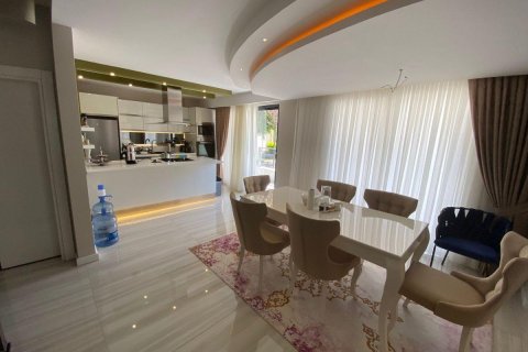 Продажа квартиры  в Аланье, Анталье, Турция 4 комн., 200м2, №208935 – фото 4