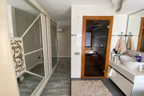 Продажа квартиры  в Аланье, Анталье, Турция 4 комн., 200м2, №208935 – фото 26