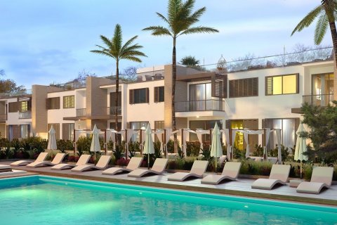 Продажа квартиры  в Фамагусте, Северный Кипр 3 комн., 77м2, №210792 – фото 11