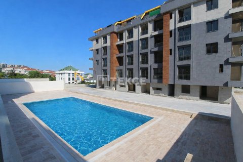 2+1 Apartment  in Beylikduezue, Istanbul, Turkey No. 190072