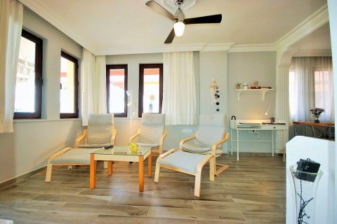 Продажа квартиры  в Оба, Анталье, Турция 3 комн., 100м2, №208540 – фото 8