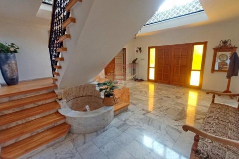 Продажа виллы  в Гирне, Северный Кипр 4+1, 400м2, №192792 – фото 7