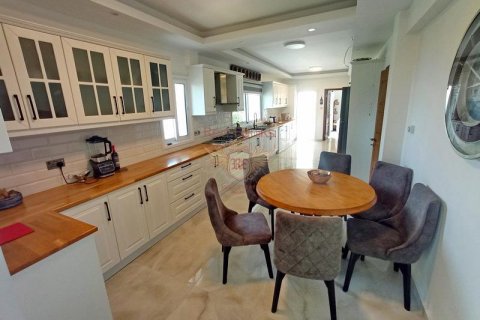 Продажа виллы  в Гирне, Северный Кипр 4+1, 400м2, №192792 – фото 12
