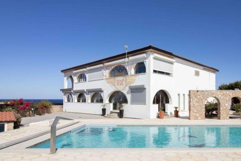 5+0 Villa i Girne, Nr. 192787 - 2