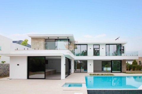4+1 Villa  i Girne,  Nr. 192789 - 1