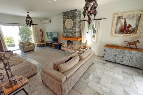 Продажа виллы  в Гирне, Северный Кипр 4+1, 400м2, №192793 – фото 14