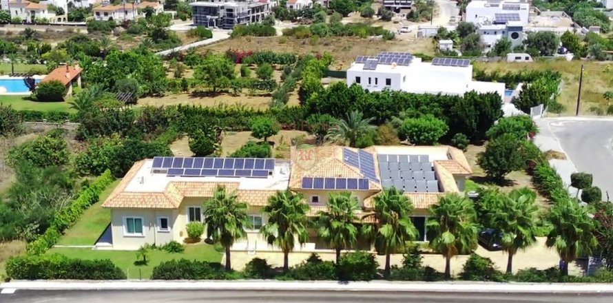 Вилла  3+1 в Гирне, Северный Кипр №192790