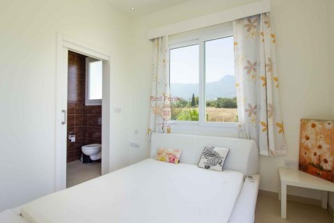 Продажа виллы  в Гирне, Северный Кипр 3+1, 400м2, №192790 – фото 17