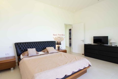 Продажа виллы  в Гирне, Северный Кипр 3+1, 400м2, №192790 – фото 13