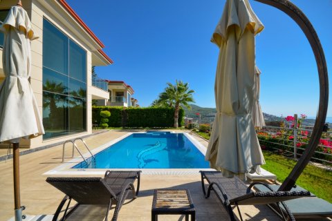 4+1 Villa  i Alanya, Antalya, Turkiet Nr. 190449 - 2