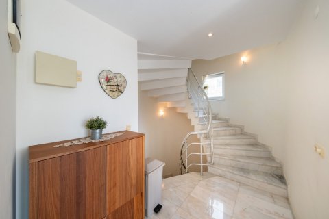 Продажа виллы  в Аланье, Анталье, Турция 5 комн., 350м2, №207021 – фото 29