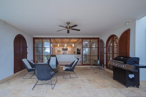 Villa for sale in Alanya, Antalya, Turkey, 390m2, No. 207025 – photo 11