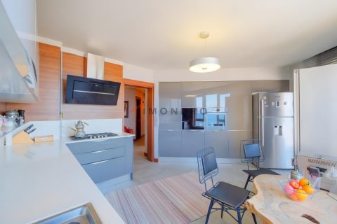 Продажа квартиры  в Анталье, Турция 3+1, 180м2, №210263 – фото 7