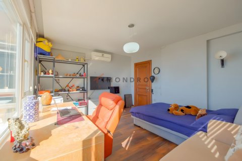 Продажа квартиры  в Анталье, Турция 3+1, 180м2, №210263 – фото 15