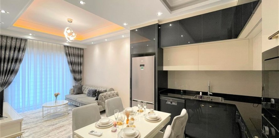 Квартира  2-х ком. в Махмутларе, Анталья, Турция №208138