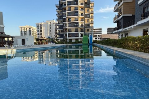 Продажа квартиры  в Анталье, Турция 1+1, 50м2, №211276 – фото 1