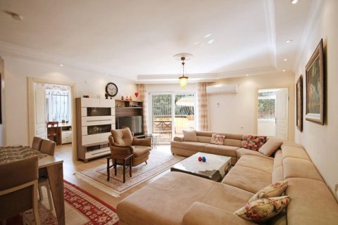 Lägenhet  i Tosmur, Alanya, Antalya, Turkiet Nr. 207056 - 1