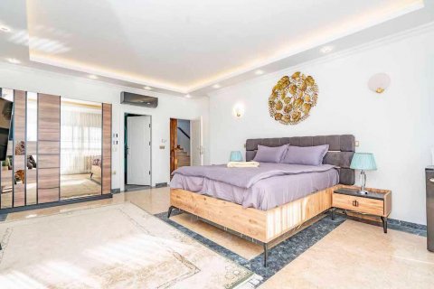 Продажа виллы  в Аланье, Анталье, Турция 4 комн., 400м2, №208482 – фото 28