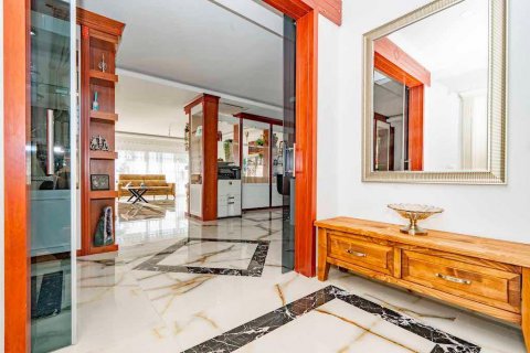 Продажа виллы  в Аланье, Анталье, Турция 4 комн., 400м2, №208482 – фото 15