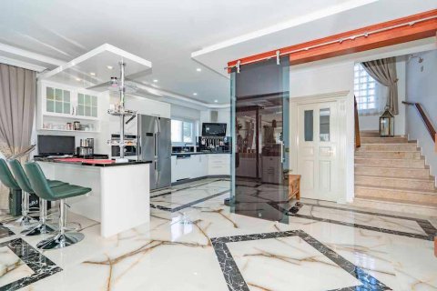 Продажа виллы  в Аланье, Анталье, Турция 4 комн., 400м2, №208482 – фото 19