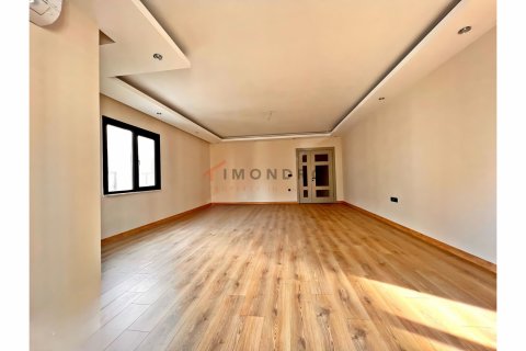 Apartment for sale in Beylikduezue, Istanbul, Turkey, 5 bedrooms, 267m2, No. 192841 – photo 5