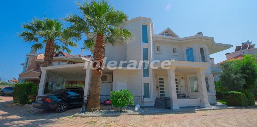 5+1 Villa i Antalya, Tyrkia Nr. 192858