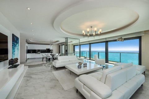 Lägenhet  i Mahmutlar, Antalya, Turkiet Nr. 208433 - 1