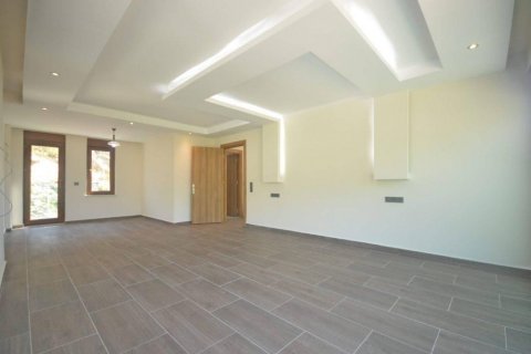 Продажа виллы  в Бекташе, Аланье, Анталье, Турция 7 комн., 367м2, №209352 – фото 22