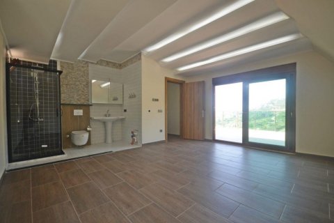Продажа виллы  в Бекташе, Аланье, Анталье, Турция 7 комн., 367м2, №209352 – фото 12