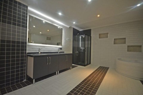 Villa for sale  in Bektas, Alanya, Antalya, Turkey, 367m2, No. 209351 – photo 16