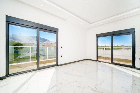 Продажа пентхауса  в Оба, Анталье, Турция 4 комн., 140м2, №207761 – фото 12