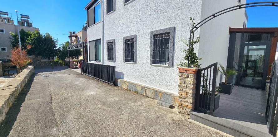 Villa  4+1  Bitez, Muğla, Türkiye №210149