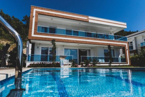 Продажа виллы  в Аланье, Анталье, Турция 5 комн., 240м2, №210094 – фото 3