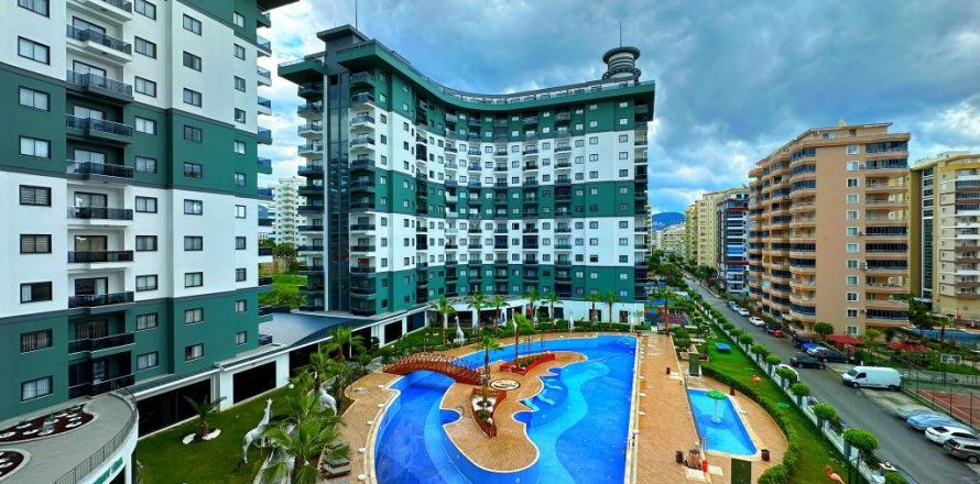 Квартира  3-х ком. в Махмутларе, Анталья, Турция №190117