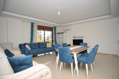 آپارتمان در  Kestel ، ترکیه 120 متر مربع.  شماره 208836 - 7