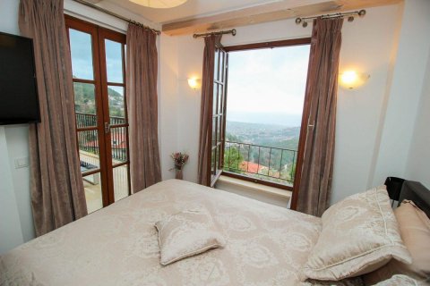 Продажа виллы  в Тепе, Аланье, Анталье, Турция 7 комн., 390м2, №208677 – фото 8