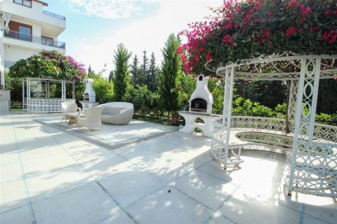 Продажа квартиры  в Аланье, Анталье, Турция 4 комн., 170м2, №208678 – фото 4