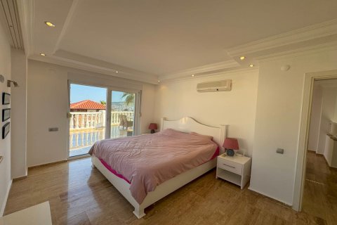 Продажа квартиры  в Аланье, Анталье, Турция 4 комн., 200м2, №193723 – фото 26