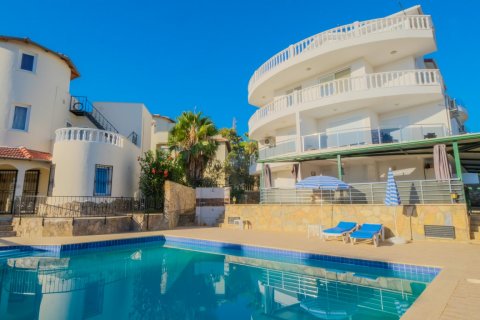 آپارتمان در  Avsallar ، ترکیه 170 متر مربع.  شماره 208124 - 1